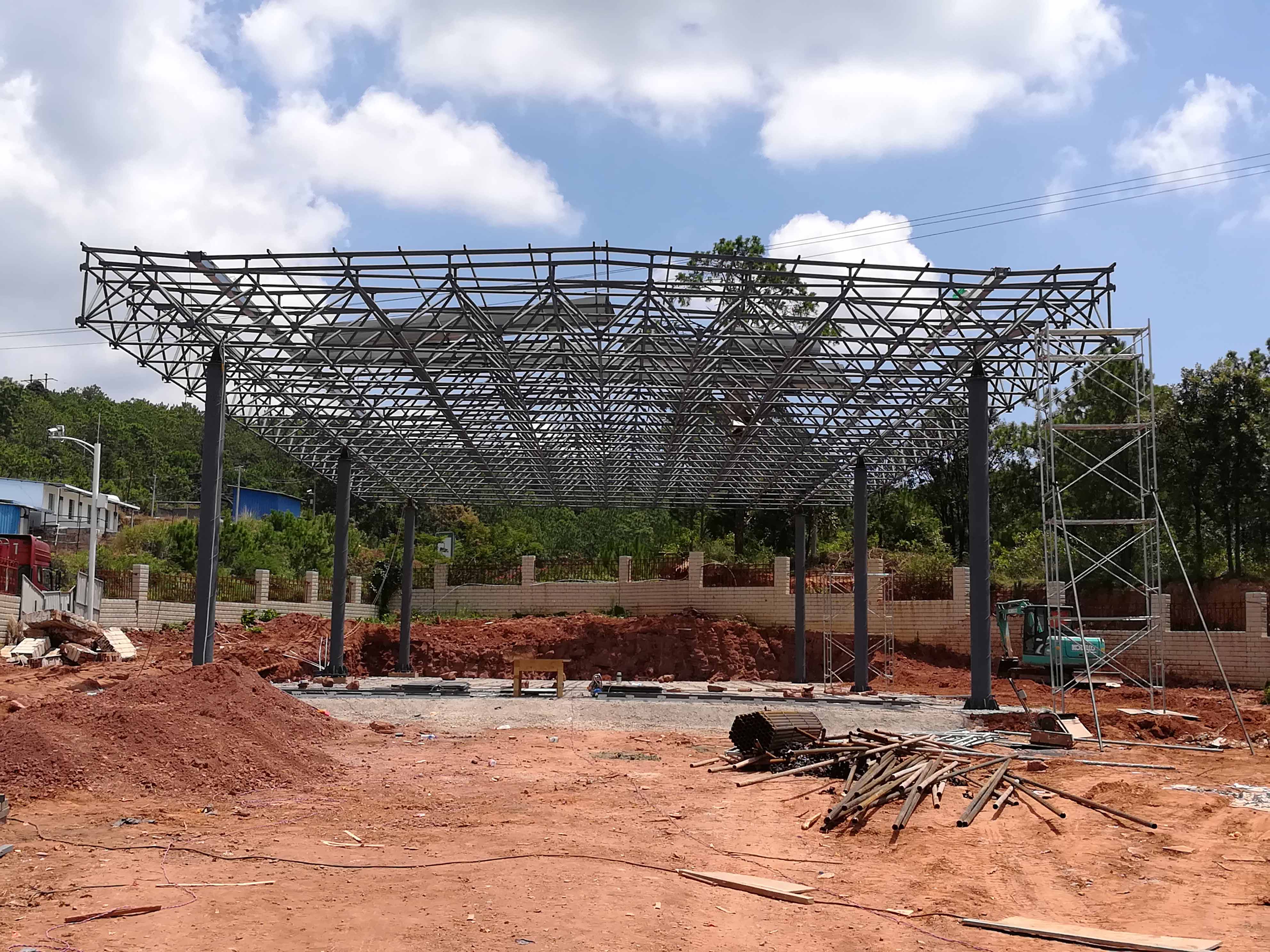 吐鲁番加油站网架屋面